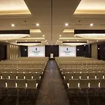 Hilton Frankfurt Gravenbruch Hotel 4*