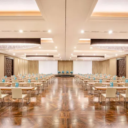 Hilton Frankfurt Hotel 4*