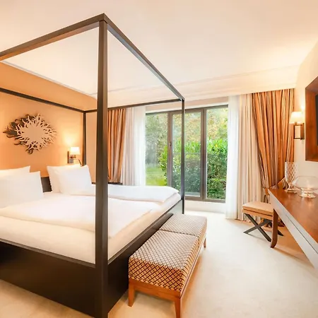 Hilton Frankfurt 4*