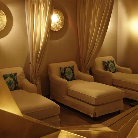Hilton Frankfurt 4*