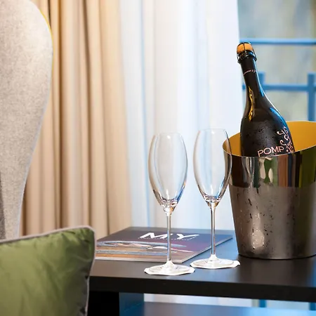 Hilton Frankfurt Hotell 4*