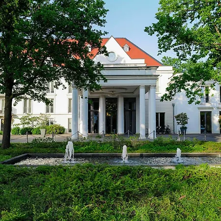 Hilton Frankfurt Otel Gravenbruch