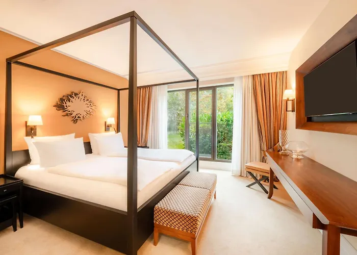 Hilton Frankfurt Gravenbruch 4*