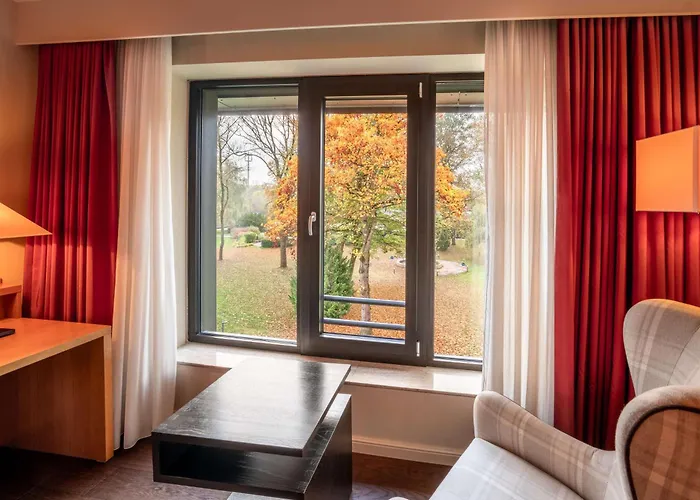 Hilton Frankfurt Gravenbruch 4*