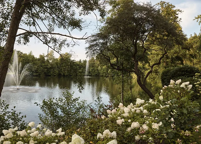 Otel Hilton Frankfurt Gravenbruch 4*