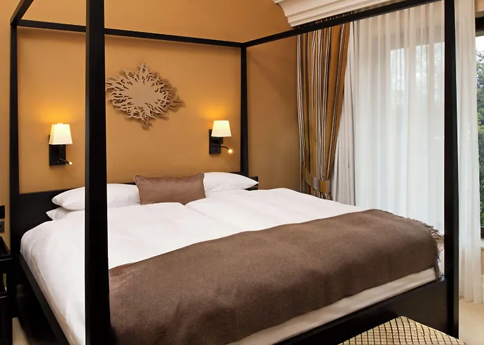 Otel Hilton Frankfurt Gravenbruch 4*